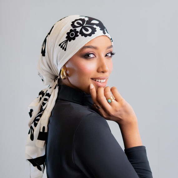 Spanish Turban Printed Linen – Bright Gray X Black
